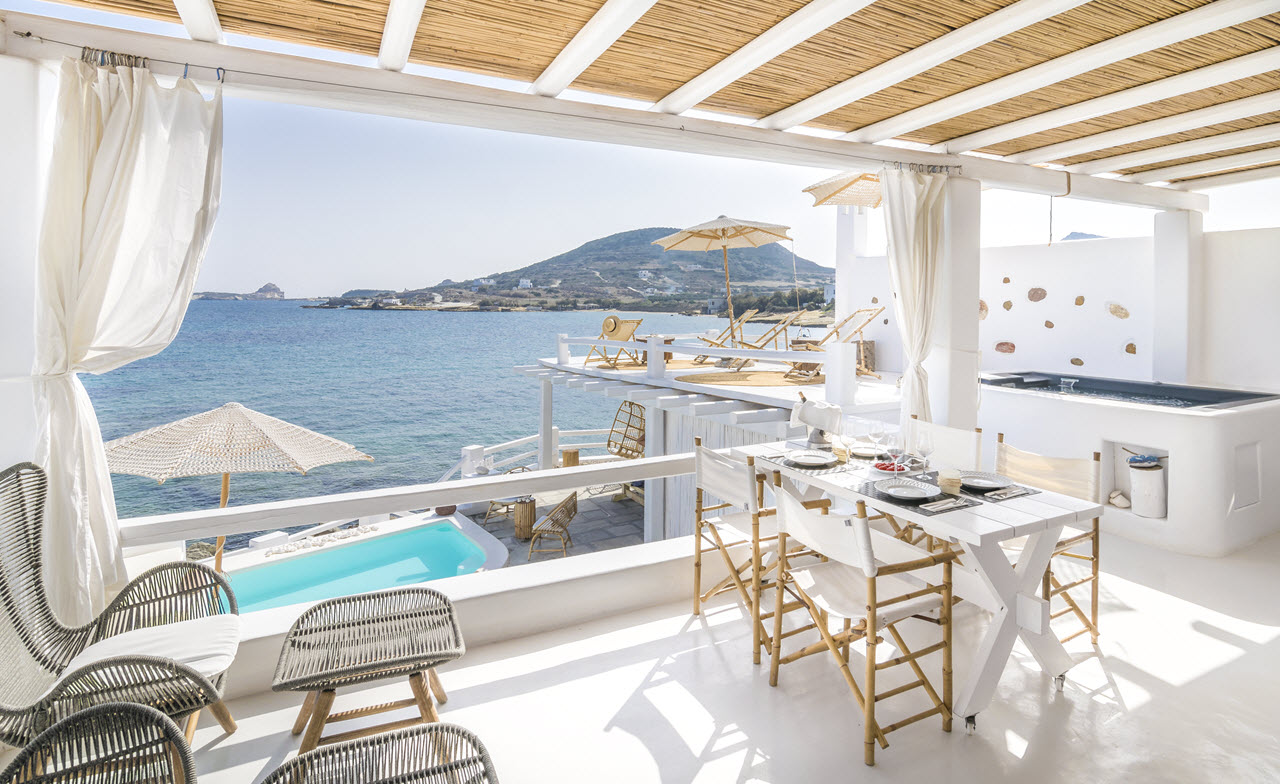 White House New (27) Captain zeppos Milos Greece